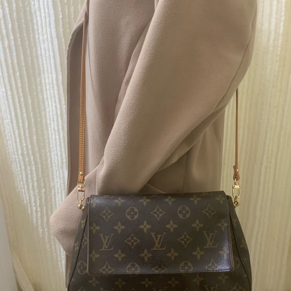 🚩Sold🚩 - Picture 3 of 6